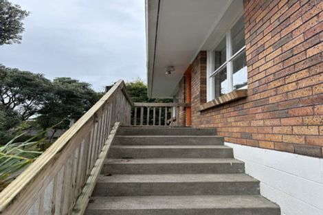 Photo of property in 2/39 Eban Avenue, Hillcrest, Auckland, 0627