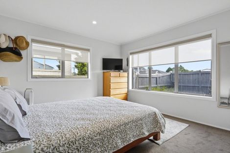 Photo of property in 3a Compton Place, Mount Maunganui, 3116