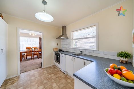 Photo of property in 29 Mcgowan Road, Wainuiomata, Lower Hutt, 5014