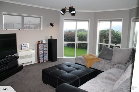 Photo of property in 211 Mountain View Drive, Te Awamutu, 3800