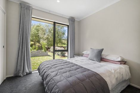 Photo of property in 124 Highland Drive, Acacia Bay, Taupo, 3385