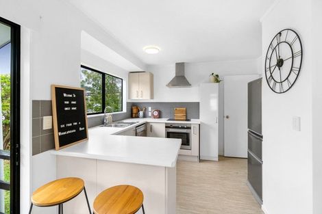 Photo of property in 642a Whangaparaoa Road, Stanmore Bay, Whangaparaoa, 0932