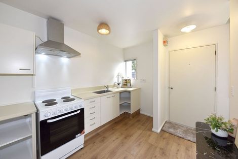 Photo of property in 3/115 Waltham Road, Sydenham, Christchurch, 8023