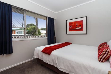 Photo of property in 1/3 Kiwi Esplanade, Mangere Bridge, Auckland, 2022