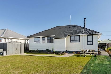 Photo of property in 137 Derby Street, Westport, 7825