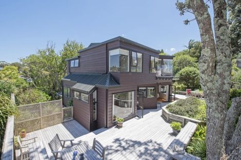 Photo of property in 7a View Road, Campbells Bay, Auckland, 0630