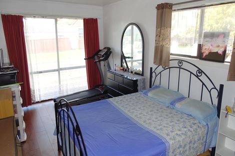 Photo of property in 4 Mangarata Avenue, Papatoetoe, Auckland, 2025