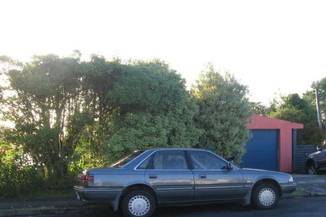 Photo of property in 19 Speedy Crescent, Hillcrest, Auckland, 0627