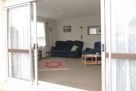 Photo of property in 71 Maude Street, Temuka, 7920