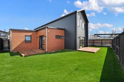 Photo of property in 28 Absolum Crescent, Chartwell, 3210