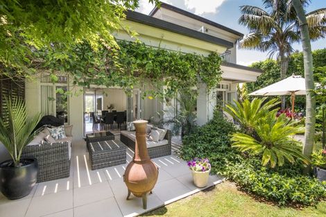 Photo of property in 23 Seacliffe Avenue, Belmont, Auckland, 0622
