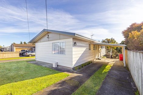 Photo of property in 16 Burtts Road, Durie Hill, Whanganui, 4500