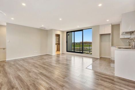 Photo of property in 3 Fredrick Hanson Road, Papakura, 2110