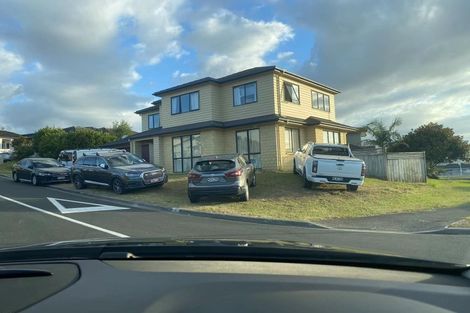 Photo of property in 1 Cetona Court, Flat Bush, Auckland, 2019
