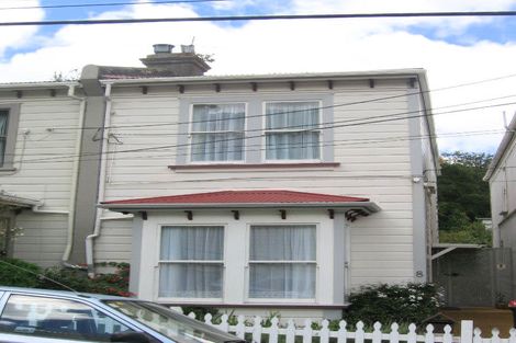 Photo of property in 8 Devon Street, Aro Valley, Wellington, 6021