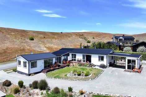 Photo of property in 33 Mistake Drive, Lake Tekapo, 7999