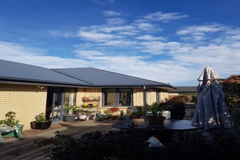 Photo of property in 43a Shortland Street, Wainoni, Christchurch, 8061