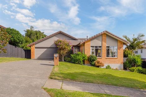 Photo of property in 10 Seamount Drive, Red Beach, 0932