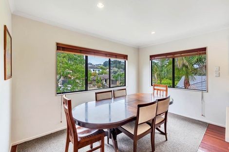 Photo of property in 43 San Marino Drive West, Henderson, Auckland, 0612