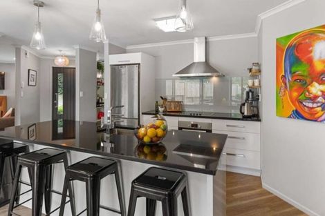 Photo of property in 1 Attrill Place, Tawhero, Whanganui, 4501