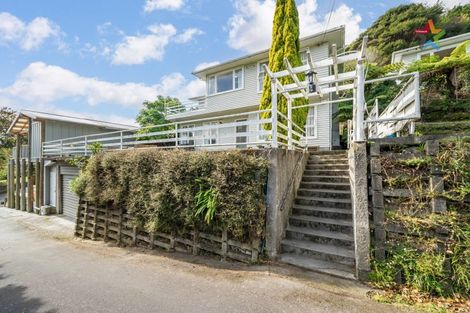 Photo of property in 19 Thomas Street, Stokes Valley, Lower Hutt, 5019