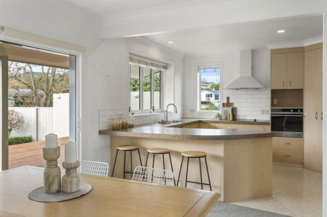 Photo of property in 29 Harvey Street, Waipahihi, Taupo, 3330