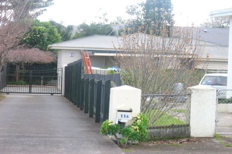 Photo of property in 11a Youngs Road, Papakura, 2110