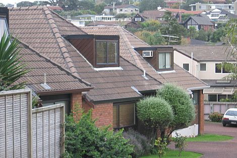 Photo of property in 2/7 Montrose Terrace, Mairangi Bay, Auckland, 0630