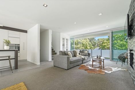 Photo of property in 2/1 Riro Street, Hamilton East, Hamilton, 3216