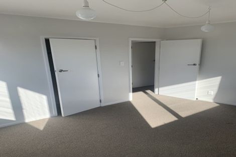 Photo of property in 1/27a Randwick Road, Northland, Wellington, 6012