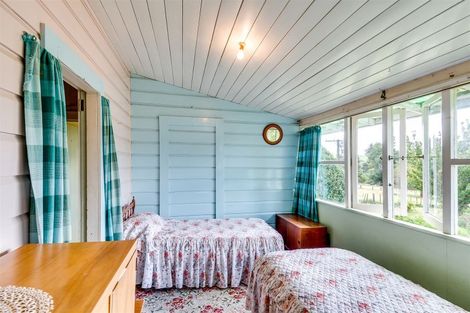 Photo of property in 877 Hendley Road, Patoka, Napier, 4186