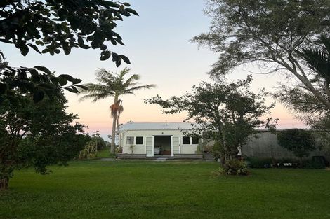 Photo of property in 352 Cove Road, Waipu, 0582