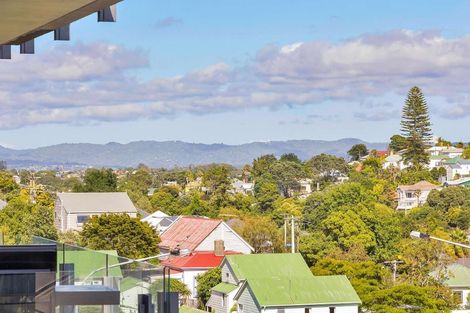 Photo of property in 4e/6 Piwakawaka Street, Eden Terrace, Auckland, 1010