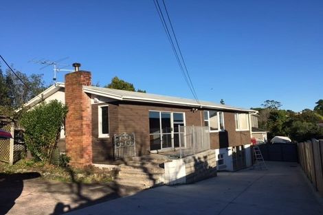 Photo of property in 6 Peach Road, Glenfield, Auckland, 0629