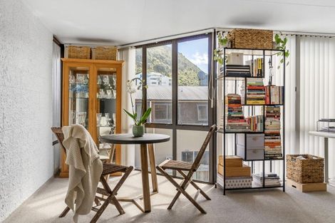 Photo of property in 40g Maunganui Road, Mount Maunganui, 3116