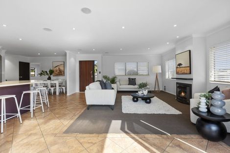 Photo of property in 33 Stamford Place, Ohauiti, Tauranga, 3112