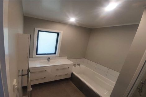 Photo of property in 31 Chamberlain Road, Karori, Wellington, 6012