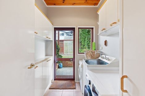 Photo of property in 32 Hillcrest Street, Tirau, 3410