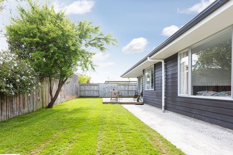 Photo of property in 651a Featherston Street, Roslyn, Palmerston North, 4414