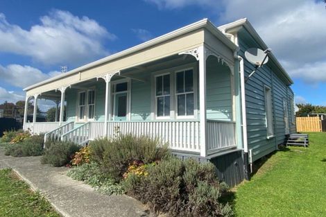 Photo of property in 119 Kitchener Road, Waiuku, 2123