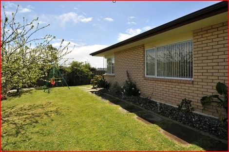 Photo of property in 1 Carnelian Court, Westgate, Auckland, 0614
