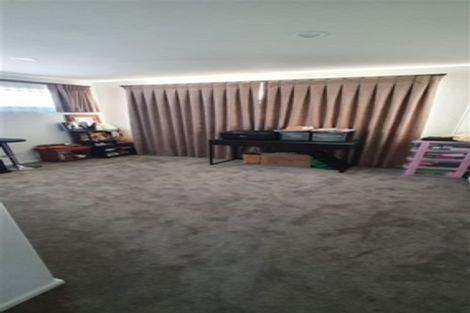 Photo of property in 319 Flat Bush School Road, Flat Bush, Auckland, 2019