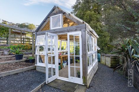 Photo of property in 93 Alf Access Road, Helensville, 0875