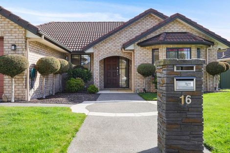Photo of property in 16 Erceg Way, Rosehill, Papakura, 2113