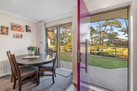 Photo of property in 30 Kawariki Road, Helensville, 0800