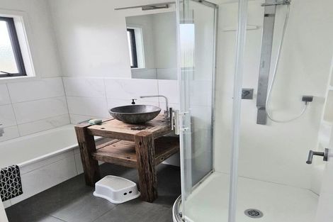 Photo of property in 17 Gorge Road, Maungaturoto, 0520