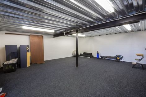 Photo of property in 68a Kahu Road, Paremata, Porirua, 5024