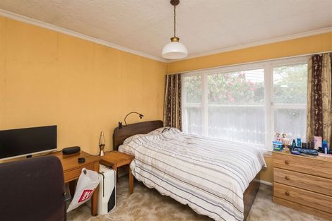 Photo of property in 35 Sevenoaks Drive, Bryndwr, Christchurch, 8053