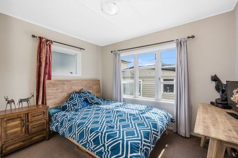 Photo of property in 34 Bledisloe Crescent, Wainuiomata, Lower Hutt, 5014