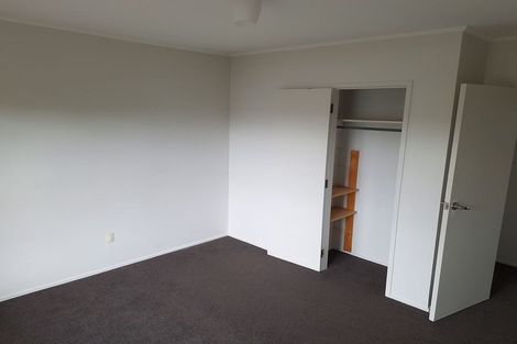 Photo of property in 2 Anne Road, Hillcrest, Auckland, 0627